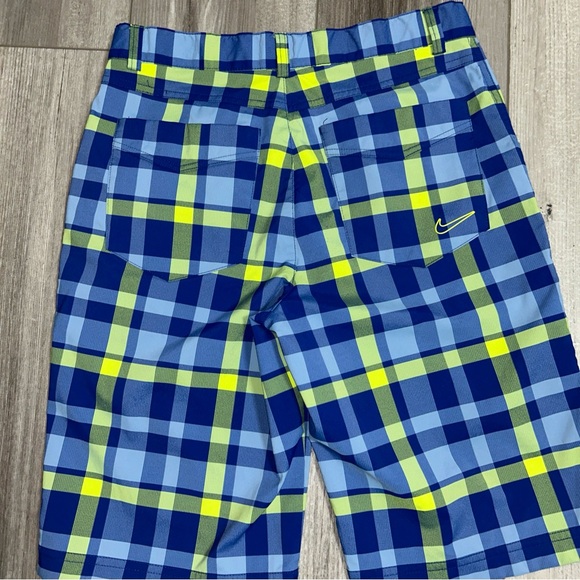 Nike Golf Plaid Shorts Sz Large Boys Polyester Spandex Waist w Stretch - Picture 5 of 10